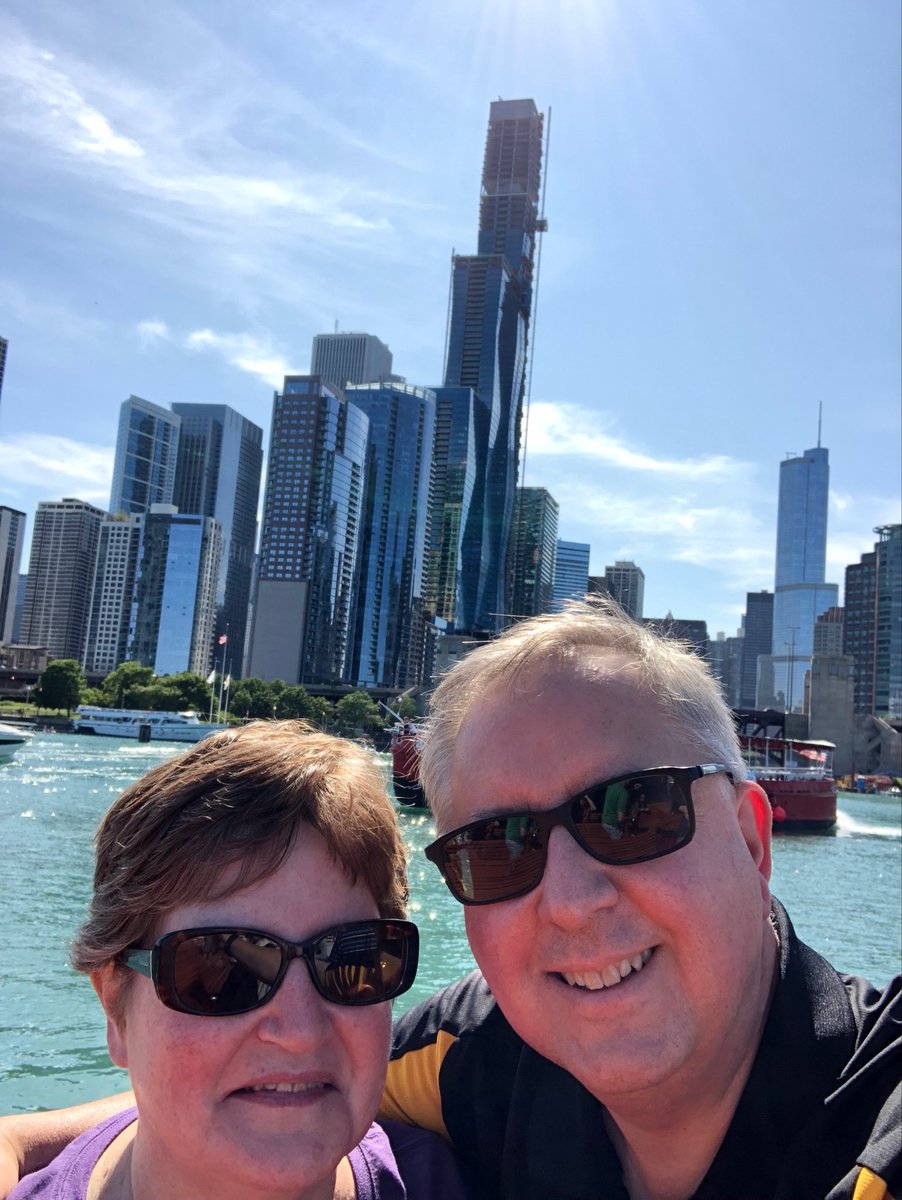 After a WONDERFUL #TIS19, it was a fun time on the #ChicagoRiver to see #Chicago from a different and beautiful angle on the #ArchitecturalTour! #SecondCity