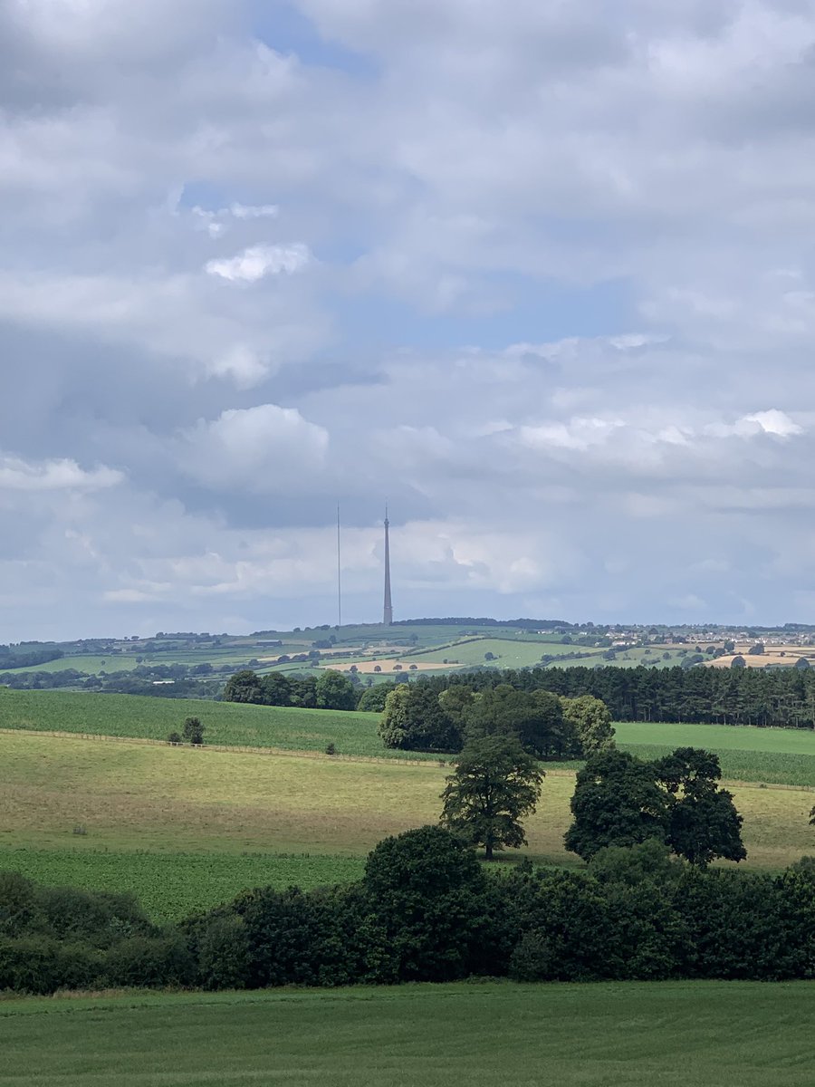 wakeynumberone's tweet image. @itvweather Beautiful day at West Bretton #seatedfigure