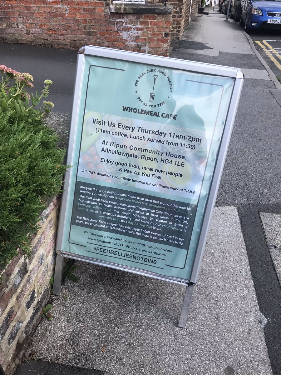 Great lunch for the Property Link team, down at our local ‘Pay as you Feel’ cafe @TRJFProject Wholemeal!
Staff lovely, everyone chatting to each other at tables and the food was fantastic!! Everyone should go and support this. #realjunkfoodproject #nowaste #wastefood #community