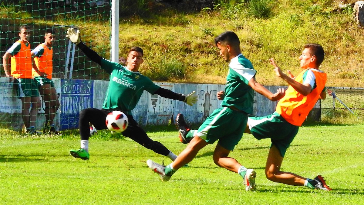 El grancanario <a href="/kevinmendozat/">Kevin Mendoza Torres</a>, ex de @CFUNIONVIERA y <a href="/UDLP_Cantera/">UD Las Palmas - Cantera</a>, nuevo jugador del <a href="/CoruxoFCoficial/">Coruxo FC ⚒️</a> de la Segunda B grupo I