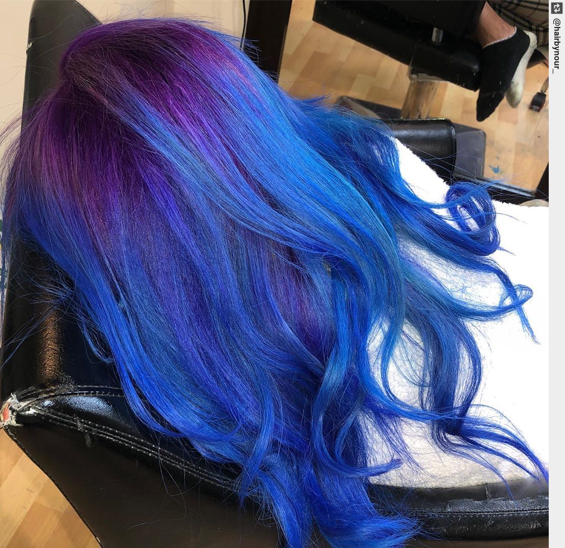 betrendsetters's tweet photo. 🦋 #purpleroots 🦋 such a challenging colour correction ~ swipe for before 🤭 #hairstyle #haircut #hair https://t.co/8g26s4tQtv