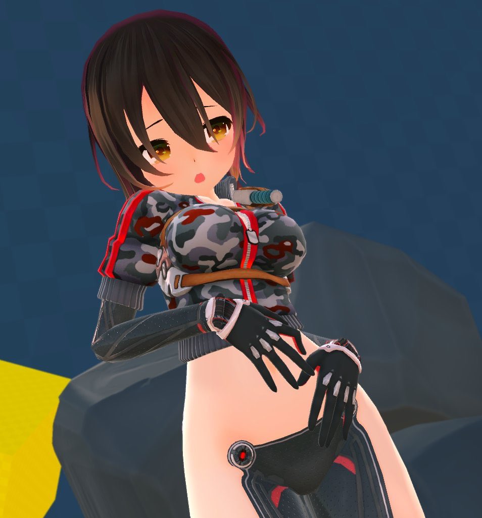 ロボ子さん ホロライブ0期生 るりねぇの下から じー