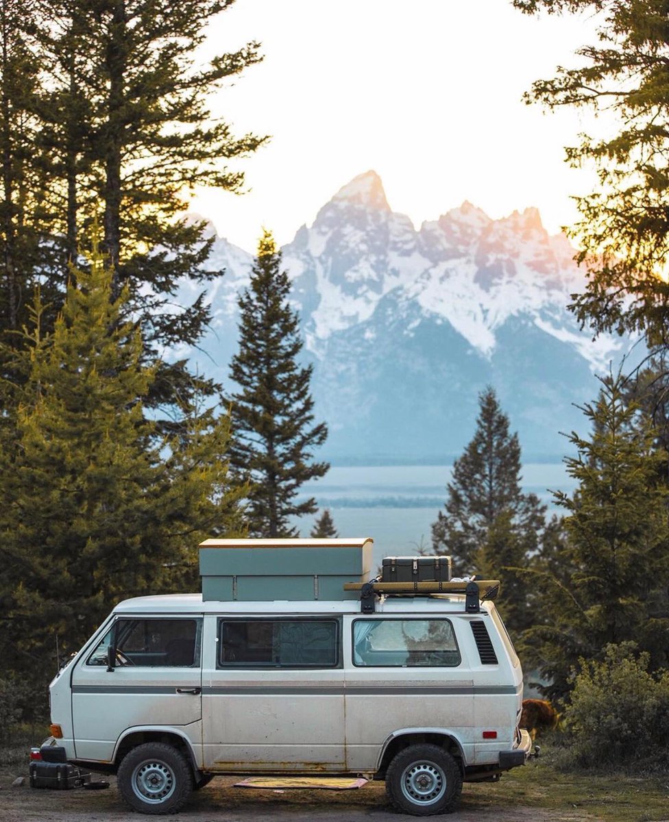 NewFrontierShop's tweet photo. One road trip could change it all..🗺🌄 #newfrontier #madeforthejourney #journeyon #wyoming #roadtrip #enjoythejourney #vanlife #tetons #summer #travel Feature 📸 @ jwbrown_ https://t.co/Zq8N2a22Fm