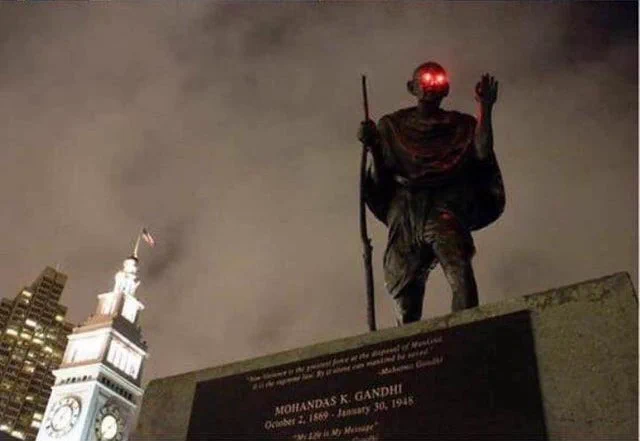 米サンフランシスコにてラスボスガンジー像現る！？