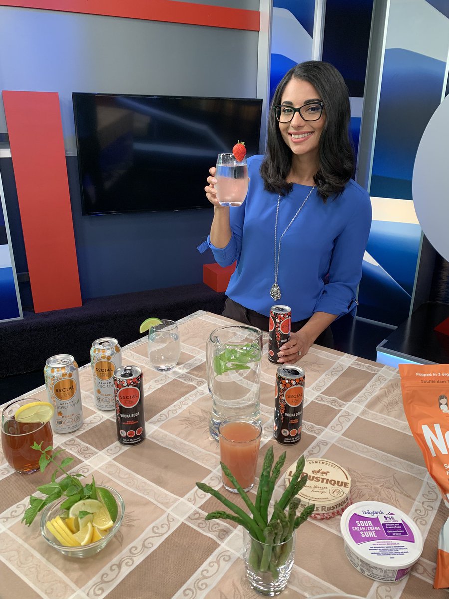 EatingForEnergy's tweet photo. 5 Health summer entertaining tips with Sonia Sunger on Global TV’s noon news. 1. Choose no sugar beverages like Canadian made Social lite. 2. Go lean on protein 3. Make vegetables the star and...See the rest at https://t.co/mLilXphNIA https://t.co/IxSqIeTBbd