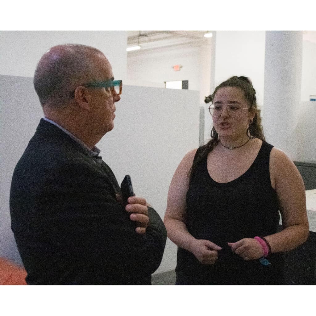 EskffInfo's tweet photo. Thank you to all who attended last night's EURO ESKFF closing reception!
Thank you to @morroskovilasanjuan for contributing photos and videos!
#eskff #eskffresidency #art #arts #residency #jerseycity #jerseycityarts #closingreception #canvas https://t.co/TX3QfeMpbN
