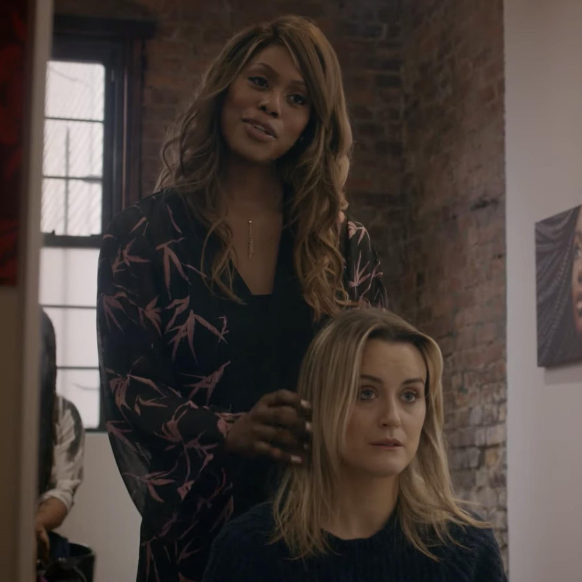 Iauraprepns's tweet photo. i love how piper and sophia's first and last scene together was about piper's hair we love full circle! https://t.co/o6RCvolsoW