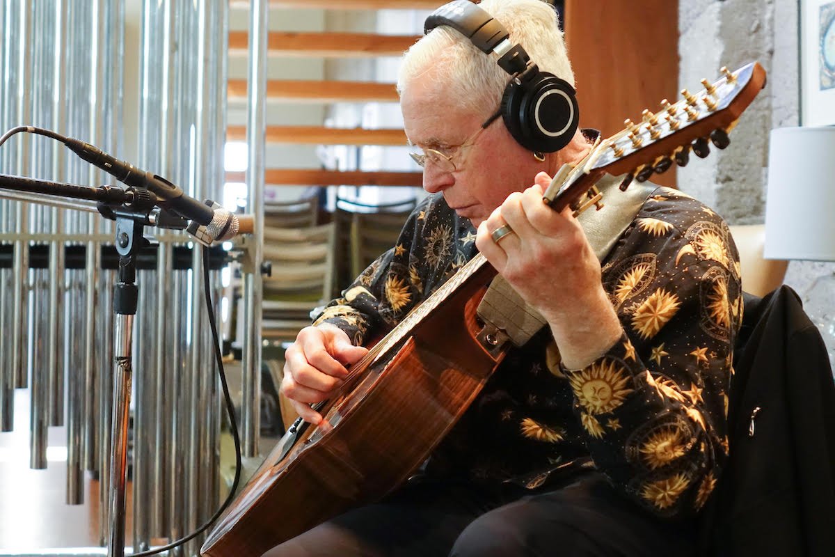 cdnmusician's tweet photo. The iconic &amp; incomparable #BruceCockburn is on the pod this week, talking about his new instrumental album #CrowingIgnites, the craft of songwriting &amp; his incredible career thus far (even though he doesn't like to call it that...)

https://t.co/jyjb39yfpU &amp; all pod platforms https://t.co/Y1f9Ve2pre
