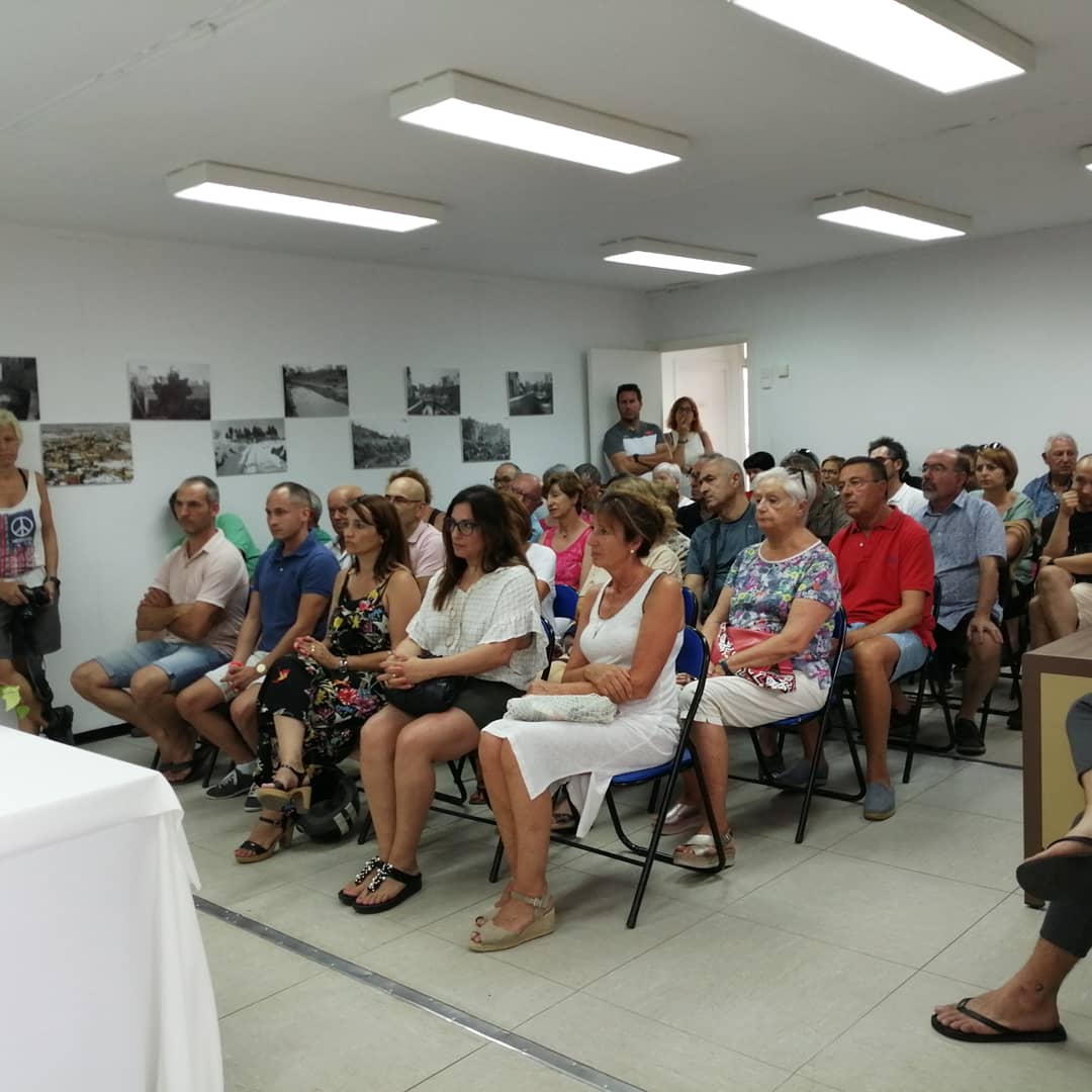 Avui la regidora d'Urbanisme Rosa Aladern amb l'alcalde a la presentació del nou projecte de la plaça 11 de setembre.