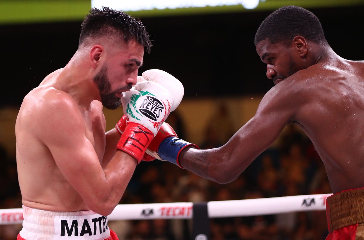 badlefthook's tweet photo. Maurice Hooker vows to come back better than ever after loss to Jose Ramirez, thanks referee for stepping in when he did #HookerRamirez https://t.co/fheyOih52D https://t.co/gBUwWMSAKG