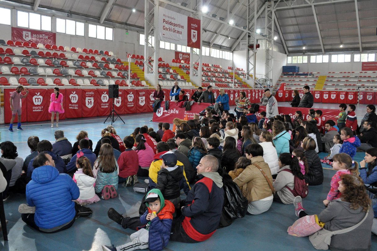 DeportesMoron's tweet photo. SE TERMINA LA COLONIA DE INVIERNO
Estas semanas se desarrolló la colonia de invierno para personas con discapacidad en el Gorki Grana. Juegos, actividades recreativas y espectáculos culturales fueron los protagonistas para la diversión de los chicos. https://t.co/zkSZTEbGfw