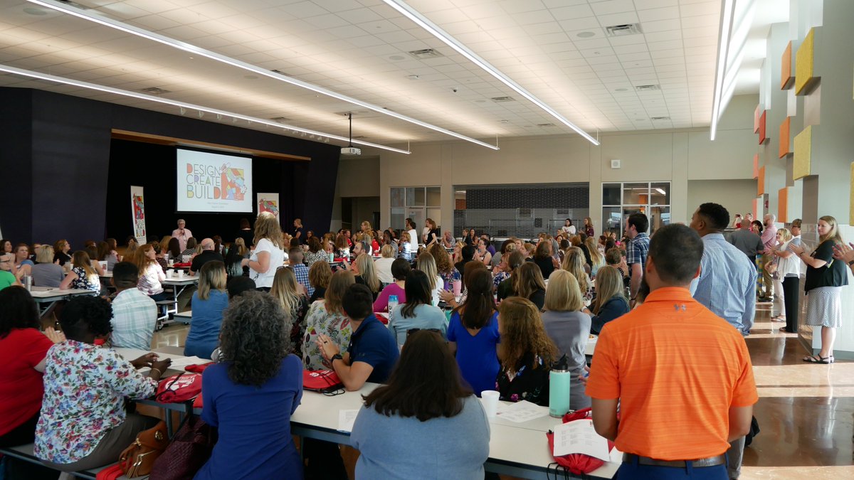 BeltonISD's tweet photo. Our #BeltonISD family is growing! This morning we welcomed in a new group of teachers for day 1⃣ of our 2019-2020 New Teacher Orientation! 

To check out more #BISDmoments from this morning's breakfast, click here: https://t.co/28sbb7G2BD

#BigRedCommunity 📚🖌️📝#BISDcreates https://t.co/siIamIdeZr