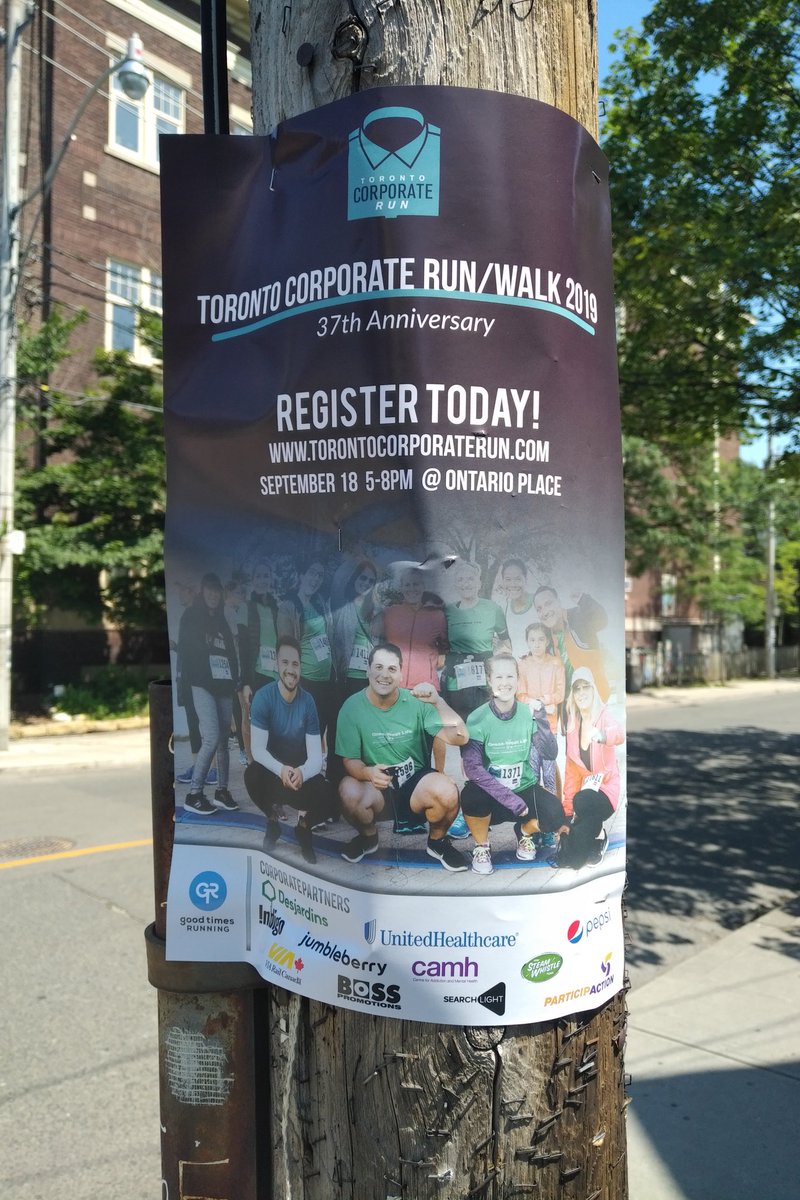 TOCorporateRun's tweet photo. Street marketing is underway and the team @greatwestlifeca is a little fuzzy today.....  #ThursdayThoughts #torontocorporaterun #teambuilding #teamrunning https://t.co/yAOIyAvabM