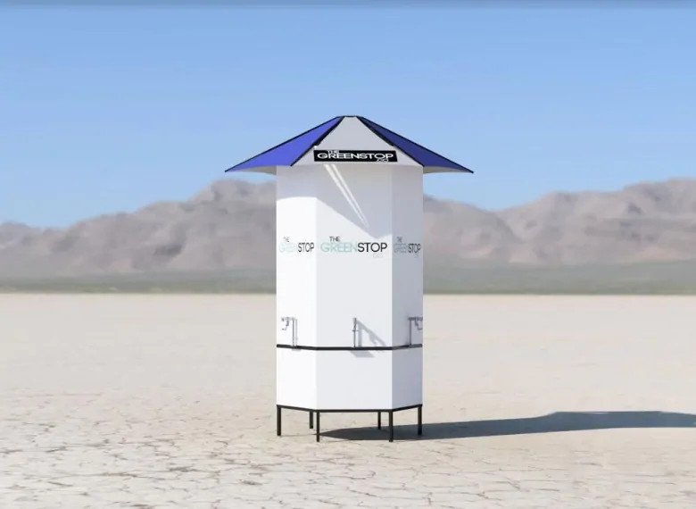 Une première à Osheaga, vous pourrez utiliser l'innovation de <a href="/TheGreenStop2/">TheGreenStop</a> pour vous rafraîchir! Des stations de remplissage en eau potable gratuites pour lutter contre l'invasion des bouteilles en plastique à usage unique dans les lieux publics. bit.ly/2K8SqkO