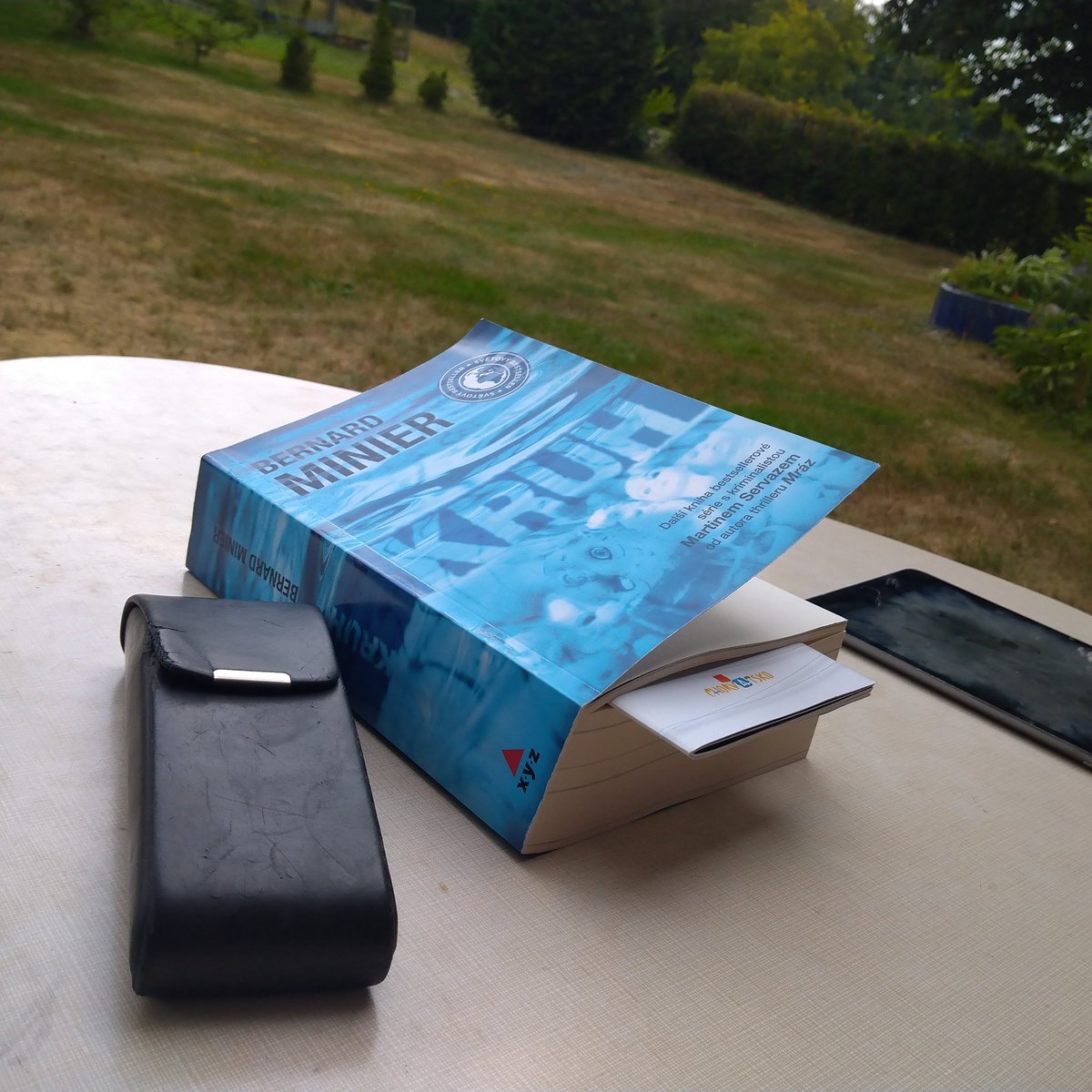 deadlystormzine's tweet photo. Pohoda s panem Minierem! Docteno... A doporucuji! #minier #book #kniha #dovolena #dovolena2019 #sonyxperia10 #jizerky #hory #jizerskehory #cetba #knihomol #metalhead #metalmaniac #metalheart https://t.co/fRgEinjodQ