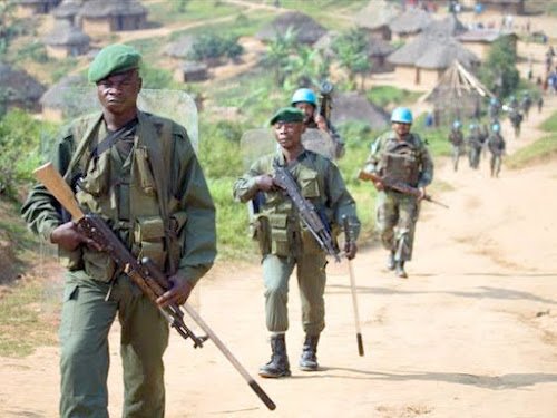 radiookapi's tweet photo. Uvira : des officiers militaires échangent sur les défis et menaces sécuritaires dans la plaine de la Ruzizi
https://t.co/0WPEdTMBcN https://t.co/y0DyxMi3ve