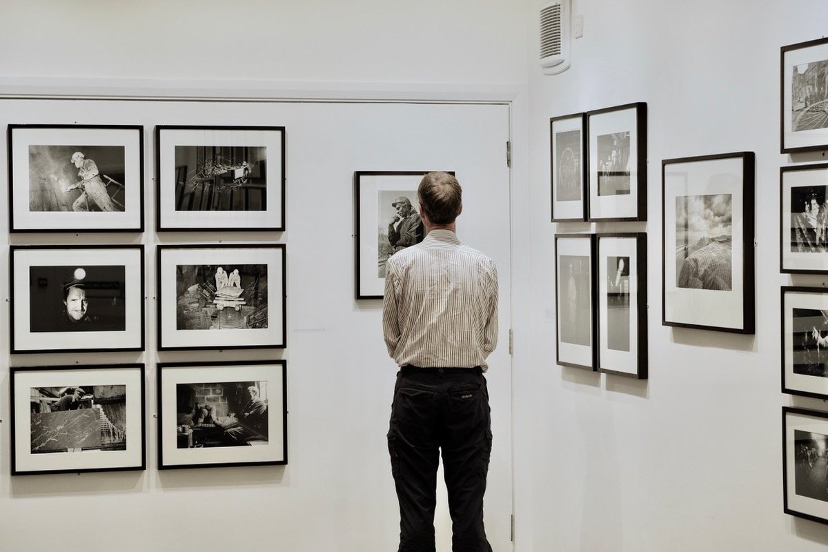 MarinaBalague's tweet image. 🚩🚩Workers of all over, this is about you &amp;amp; all of us!!🚩🚩
.
.
The exhibition "Work &amp;amp; Workers" at @SideGallery
 it's a MUST, details here: amber-online.com/side-gallery/
.
#photography #sidegallery #documentaryphotography #art #exhibitions #workandworkers