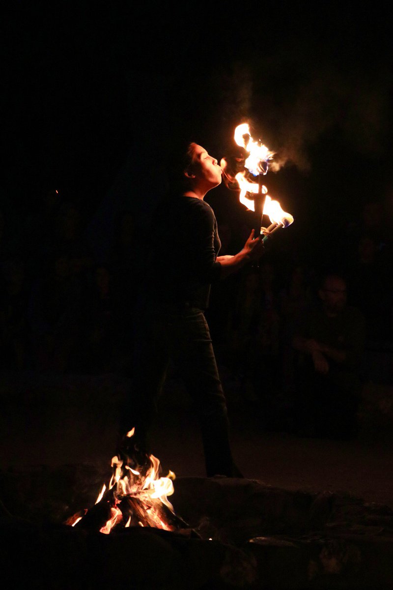 Winnarainbow's tweet photo. 🔥Fire Juggling!🔥
Each session, adult staff jugglers awe Camp with a fire flow arts spectacle!
#SessionB #juggle #firecircle #firejuggling #campwinnarainbow #summercamp #circus #flowarts https://t.co/5NwjTUPstK