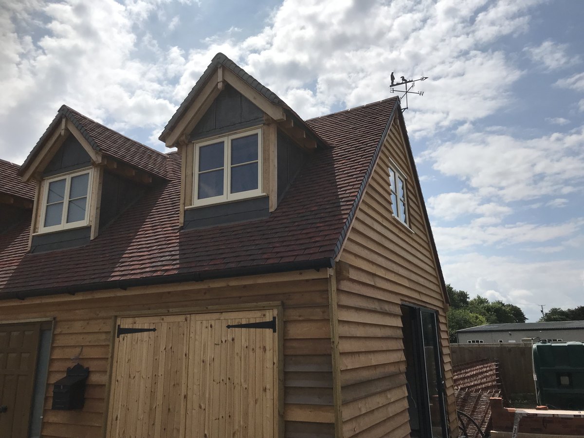 excelltimberwin's tweet photo. #BlackFoxMetalcraft lovley #WeatherVain #Oakwrights @excelltimberwin our new home is looking good https://t.co/2vzB5s2Bdr
