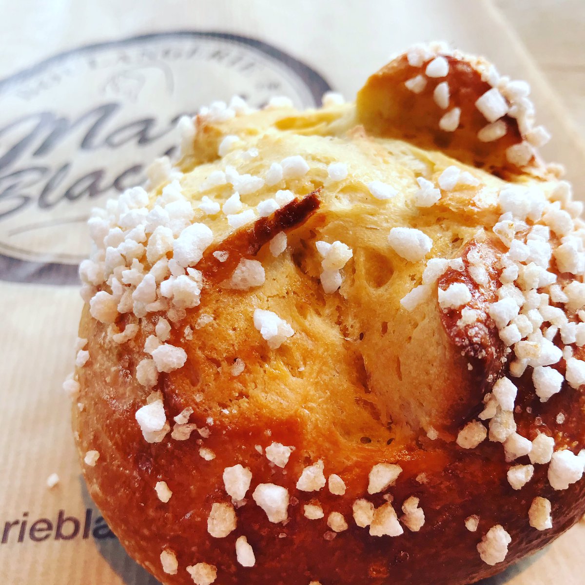 Our Sweet Brioche with pearl sugar is one of the best tasting treats you’ll have! Plus, if you buy 3, you will get 1 for free!