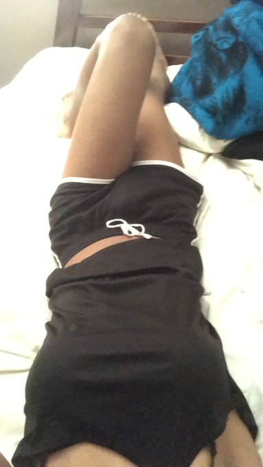 lol guess who just woke up? This was really fun to sleep in 🥰 anyone wanna see me do a morning masturbation