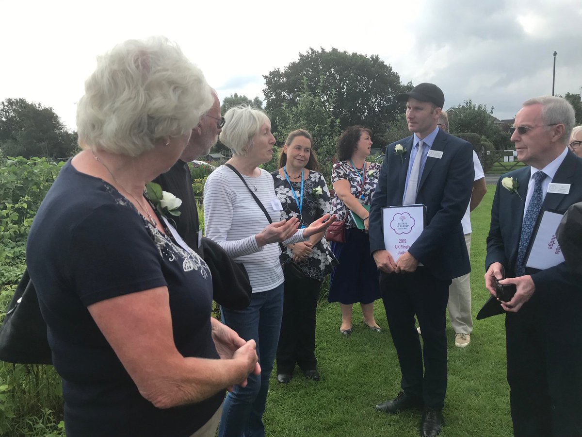 Harrogate in Bloom tweet media