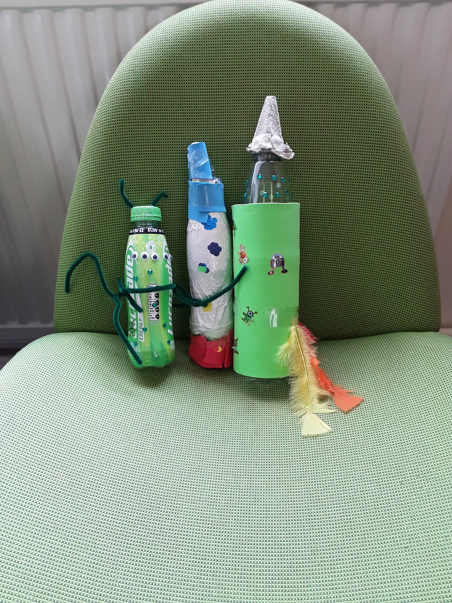 WFlibraries's tweet photo. The children had great fun making rockets with #friendsofstanleylibrary #rockets #space #crafts #WFlibraries https://t.co/swo60JDGHF