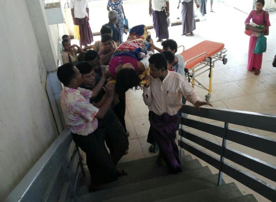 Eight months pregnancy woman wounded by brutal #Myanmar_Army soldier's shot when she had dinner at her own house. Up to 62 dead,165 wounded so far in #Rakhine state. 1st Aug 19 <a href="/hrw/">Human Rights Watch</a> <a href="/ICC/">ICC</a> <a href="/YangheeLeeSKKU/">Yanghee Lee</a> <a href="/Refugees/">UNHCR, the UN Refugee Agency</a> <a href="/UN_Spokesperson/">UN Spokesperson</a> <a href="/bbcburmese/">BBC News မြန်မာ</a> <a href="/VOANews/">Voice of America</a>  <a href="/WSJ/">The Wall Street Journal</a>