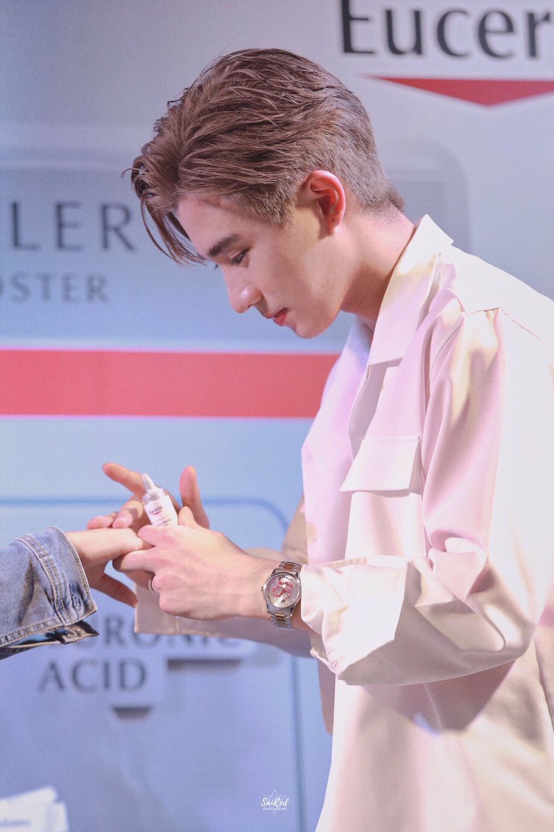 sai_red2's tweet photo. 🧡🧡🧡
Little Orange
#รอยยิ้มของชูครีม
#พวกของเจื๋อ 
#PerthTanapon 
#EBEUCERINxPERTH https://t.co/fPnwvDElmo