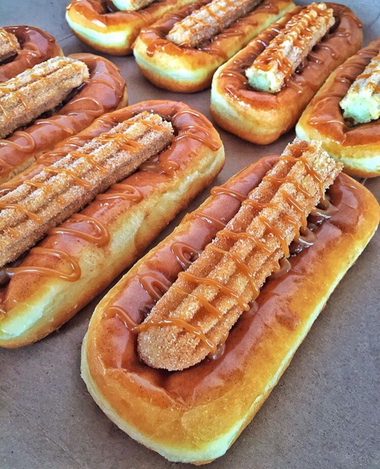 Here’s a tip. Want to churr a girl up? Bring her 𝘾𝙝𝙪𝙧𝙧𝙤 𝘿𝙤𝙣𝙪𝙩𝙨😎
RETWEET IF YOU WOULD EAT THIS⬇️
@grubspot #ThursdayThoughts #ThursdayMotivation