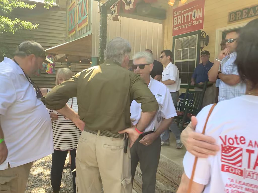 Andy_for_AG's tweet photo. Fun morning visiting at the Neshoba County Fair. Listen in at 1:20pm to hear my stump speech at the Pavilion. Great seeing @LeadershipMiss Cathy Worthington and @skipnms  #WheresAndy #CounselForMS #JoinTheATeam #LeadershipMississippi https://t.co/cocXvNg5mE