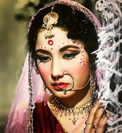 Here\s a post dedicated to the evergreen beauty - Meena Kumari

Happy Birthday Queen 