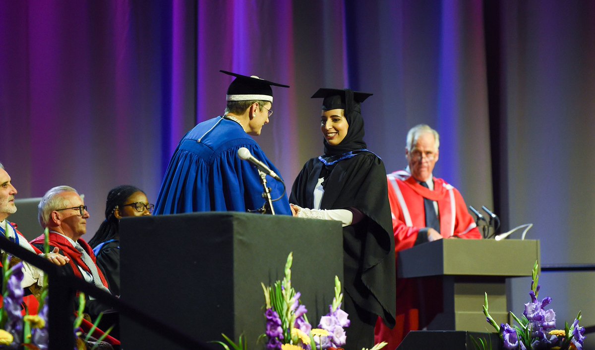 uniofbrighton's tweet image. Great to see so much enthusiasm from graduates of @pabsbrighton and @CemInfo on stage 🎓

That’s it for today - enjoy your eve graduates! 

#brightonforever