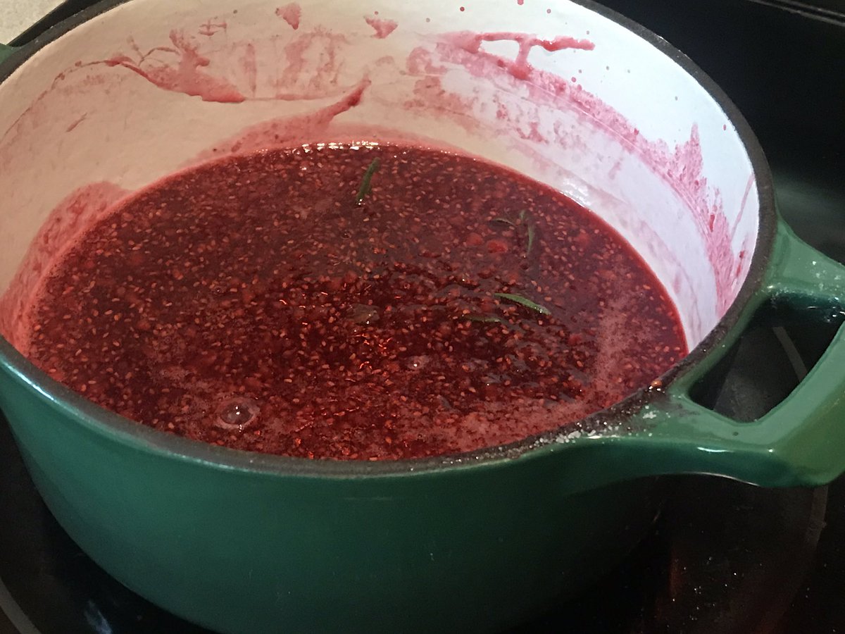 Homemade Raspberry Rosemary Jam!   Today on #MyTwitterKitchen #amcookin #raspberryseason