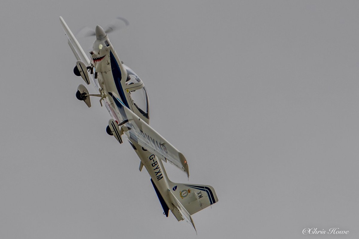 cjh3051's tweet photo. All the angles #avporn #avgeek #aviation #aviationphotography #aircraft #airshow #airtattoo #canonaviation #grob #grobtutor #liveforthestory #planespotting #potn #photography #riat #RIAT19 #sigmauk #sigmaphoto #teamcanon #tutor #tutordisplay @RoyalAirForce @RAFTutorDisplay https://t.co/jjGN4ZdRfE