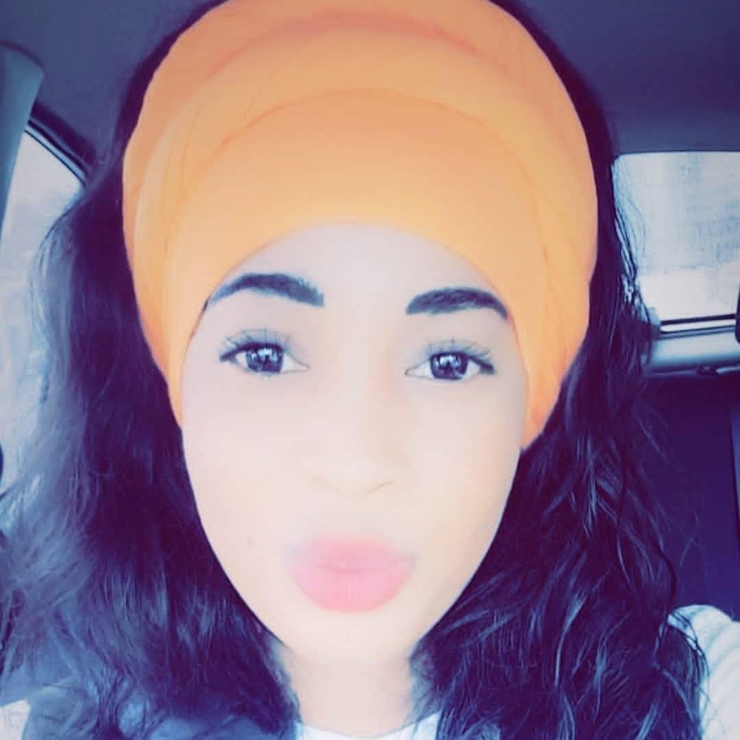 BaldeBinta3's tweet photo. #NouvellePhotoDeProfil #femme-de-L'Afrique ❤💛💚 https://t.co/UL6gUuFgyP