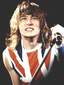 Happy Birthday to Def Leppard Singer Joe Elliott. He turns 60 today! 