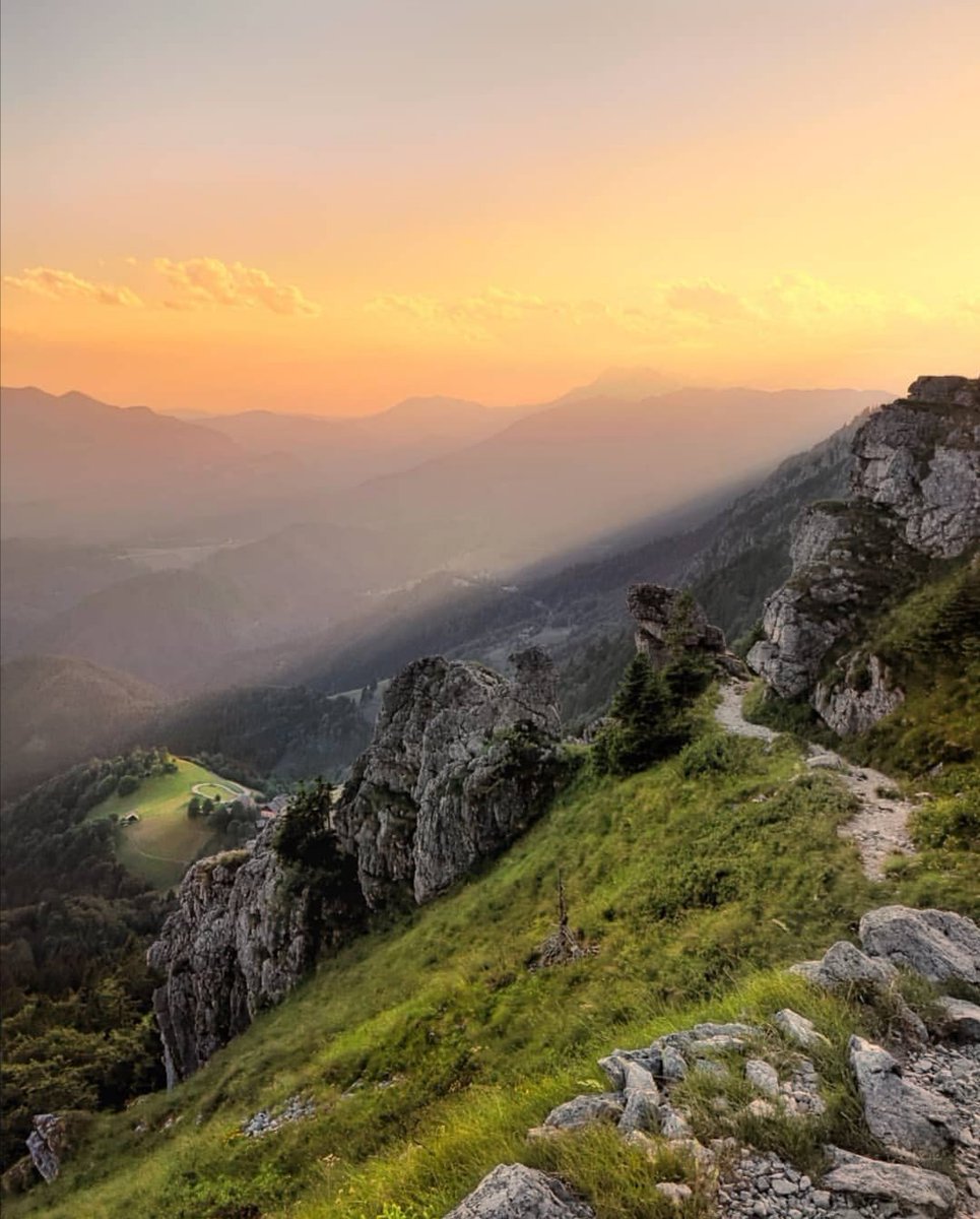 Ratitovec. Photo /__ninaa___/.
Škofja Loka area consists of 3 parts: the city, Poljanska Valley and Selška Valley. Each part has its 'own' mountain which dominates the sights & hearts: Škofja Loka Mt Lubnik, Poljanska Valley Mt Blegoš and Selška Mt Ratitovec. #visitskofjaloka