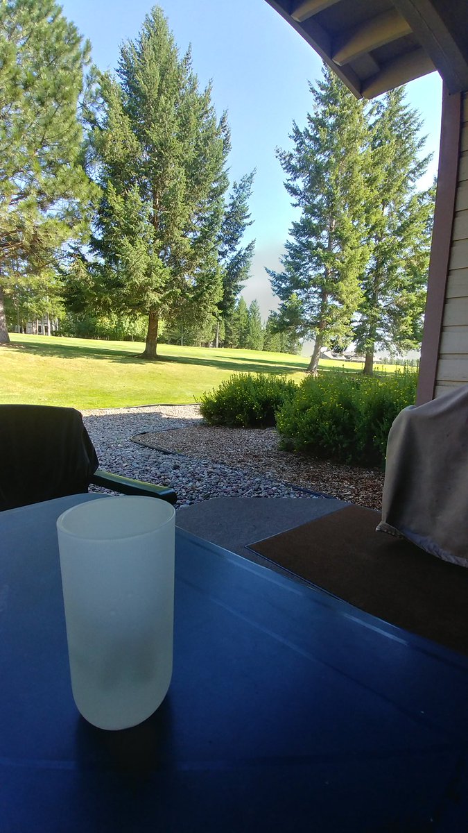 INSPECTORFILLY's tweet photo. My #HappyHour view today
#holidays
#lifeonagolfcourse 
#Montana https://t.co/6jLwTfxIfW