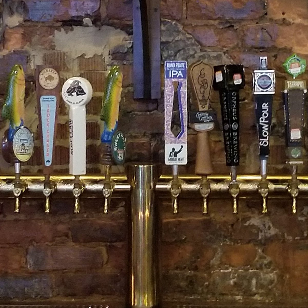 It's National IPA Day! Come on in and enjoy an IPA to celebrate beer!😋😃🍻 #IPAday <a href="/EagleRock_GA/">DrinkATL</a> <a href="/TerrapinBeerCo/">Terrapin Beer Co.</a> <a href="/sweetwaterbrew/">SweetWater Brewery</a> <a href="/creaturebeer/">Creature Comforts</a> <a href="/wickedweedbeer/">Wicked Weed Brewing</a> <a href="/GreenManBrewing/">Green Man Brewery</a> <a href="/AtlantaEatsTV/">Atlanta Eats</a> <a href="/ATLUTD/">Atlanta United FC</a> <a href="/Braves/">Atlanta Braves</a> <a href="/AtlantaFalcons/">Atlanta Falcons</a> <a href="/ATLHawks/">Atlanta Hawks</a> <a href="/680TheFan/">680 The Fan</a> <a href="/929TheGame/">92.9 The Game</a>