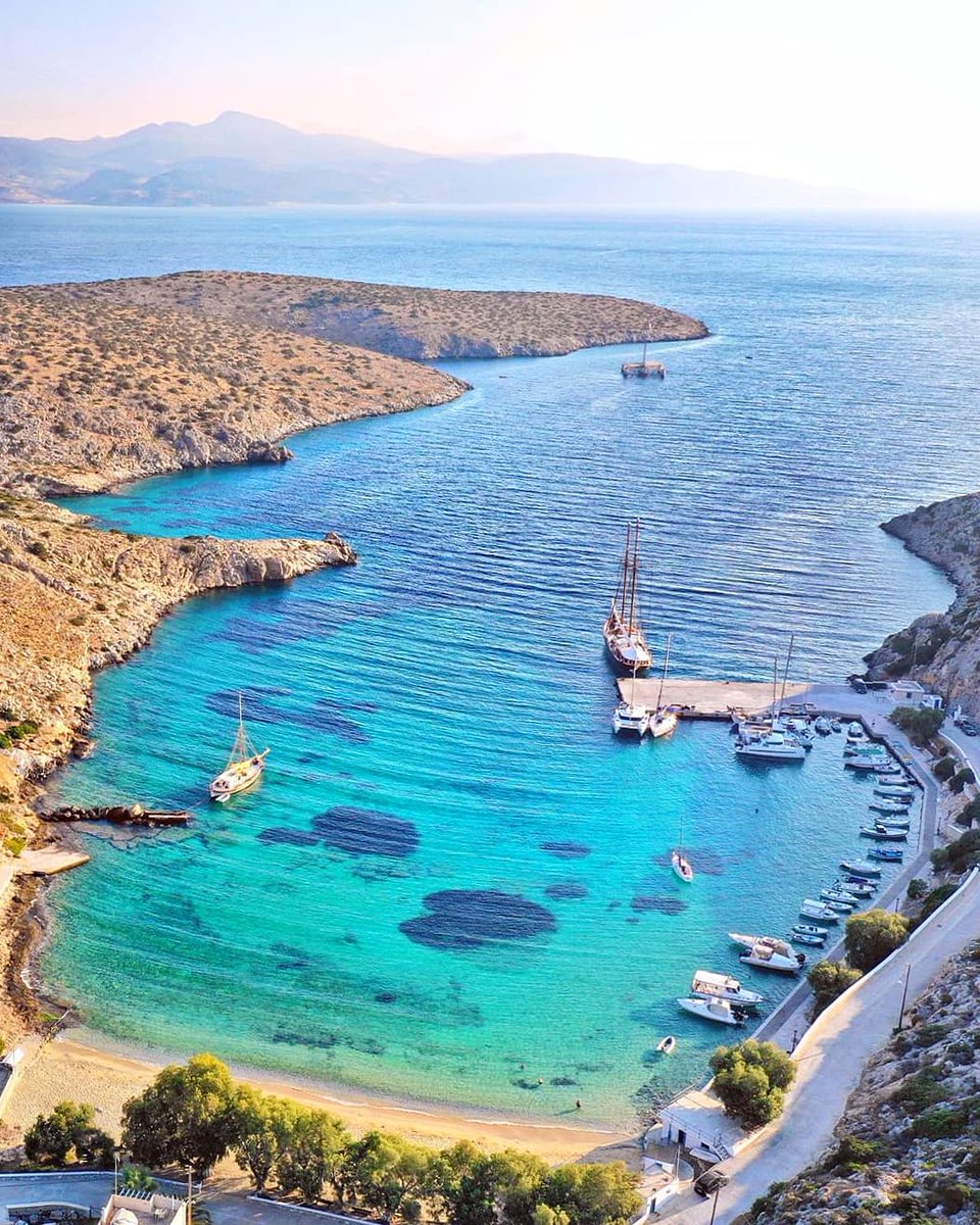 AthenianCorner's tweet photo. RT @Cyclades_GR: A stunning view of the tiny and so beautiful 📍irakleia island (Ηρακλειά) - part of the small Cyclades - @Cyclades_GR ❣

Photo: https://t.co/QypDFNgSLu

#irakleia #Cyclades #Greece #VisitGreece https://t.co/UjCEsboLMX