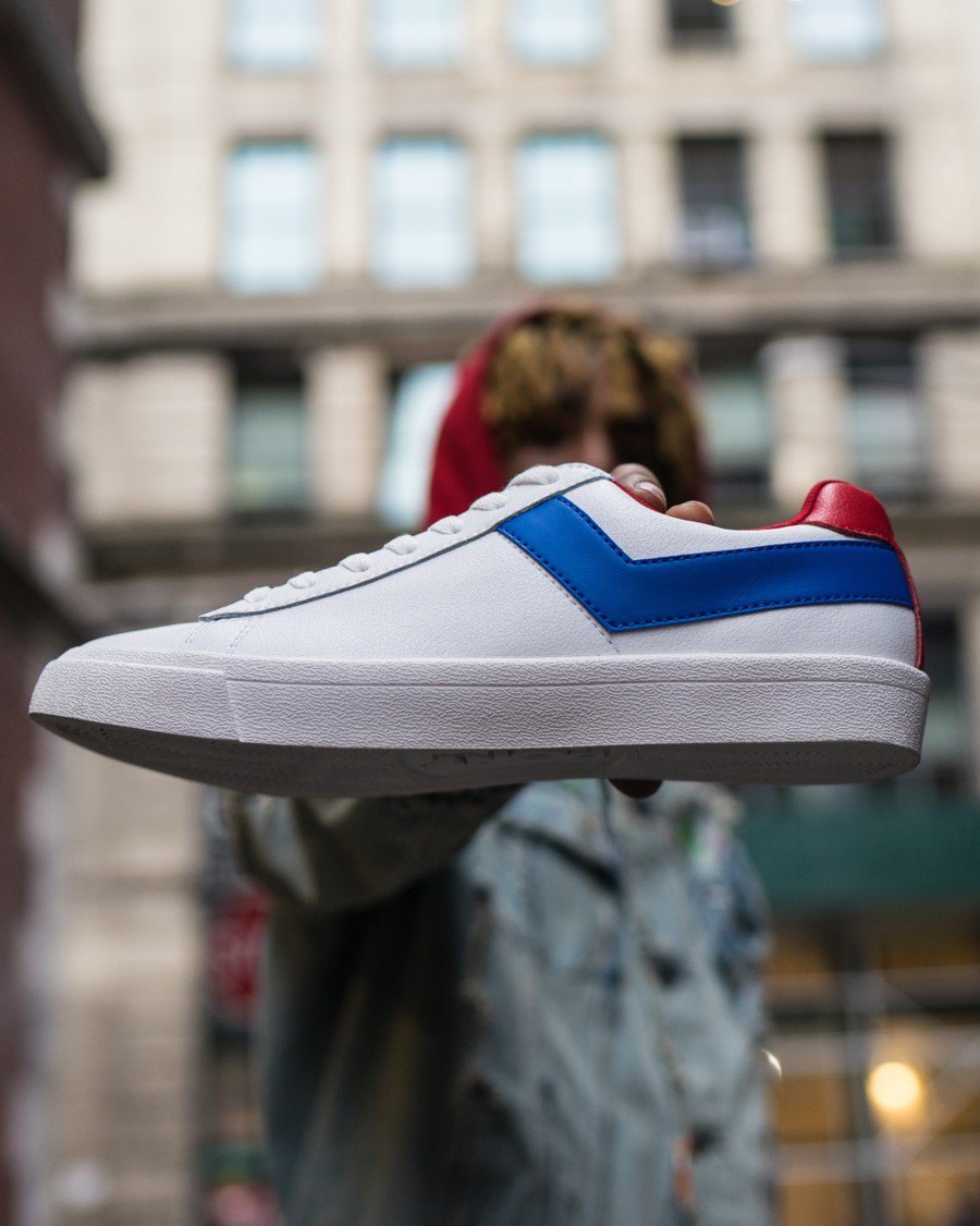 Lighten up the concrete jungle. 
Shop via link in bio. 
#ProductofNewYork #TopStars
