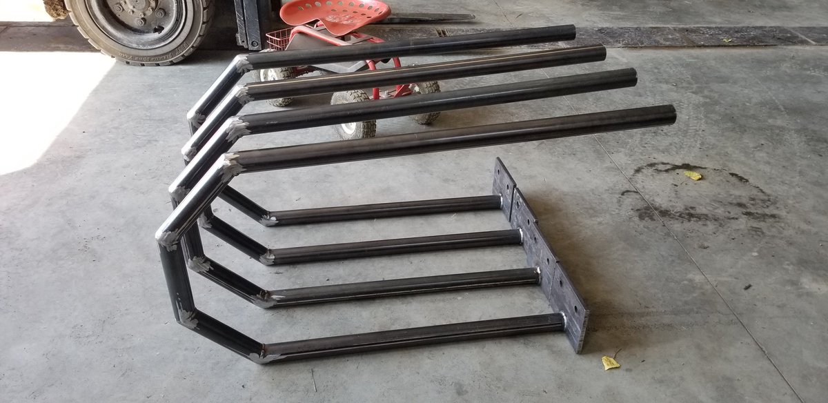 farmerschneck's tweet photo. Where there is a will a way and a welder anything can be accomplished. @AgriBrink #ctis now tall #corn friendly. Almost ready for #fungicide and #interseeded #covercrops https://t.co/wr28r8pD9U
