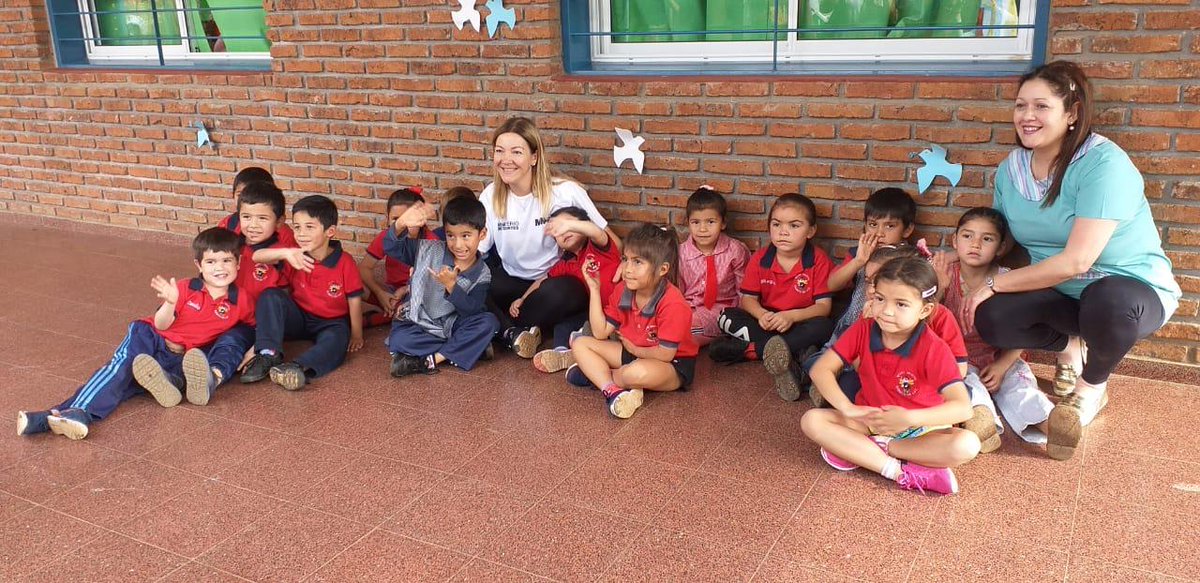 NatyFra46883028's tweet photo. Nivel Inicial Esc N°54 Profundidad. Programa Olimpismo FORMAS JUGADAS. @noelialeyria @DanielaMijango5 Subsecretaría de Planeamiento y Enlace Educativo Deportivo https://t.co/USb5CMMx6I