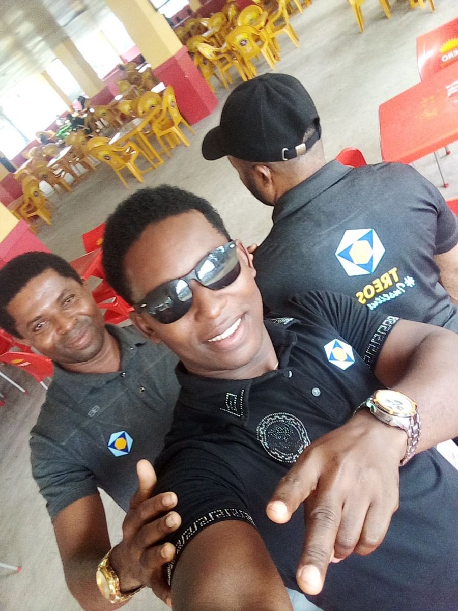 TreosOfficial's tweet image. TREOS truly is an Economy for the People. 

Loving all the community support. 

Looks like they’re doing Thursday night right in Nigeria! 🇳🇬♥️👌🏻

$GCR $TRO $BTC #TREOS #Nigeria #StableToken #AnEconomyForThePeople #Love #Bitcoin