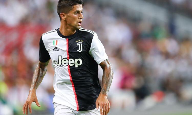 FCUpdate_com's tweet image. Manchester City are back in for Juventus full-back Joao Cancelo. Danilo could be set to go the other way if the deal does go through.

(Source: @TelegraphDucker) 

Man City looking even stronger for next season 🔥🔥🔥