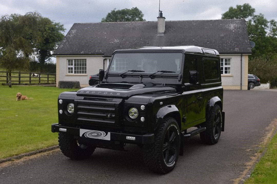 AGDetailing's tweet photo. #LandRover #Defender #bespokecars #gyeon #gyeonquartz https://t.co/eytua03x2J