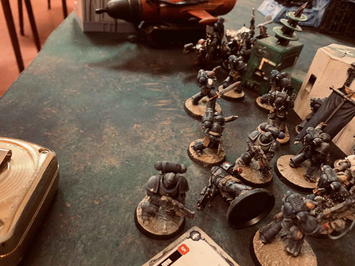 PedroKantor2's tweet photo. Who the hell let carl drive the dam predator at least dave killed the warboss 😂😂 https://t.co/vOrXafhDR5