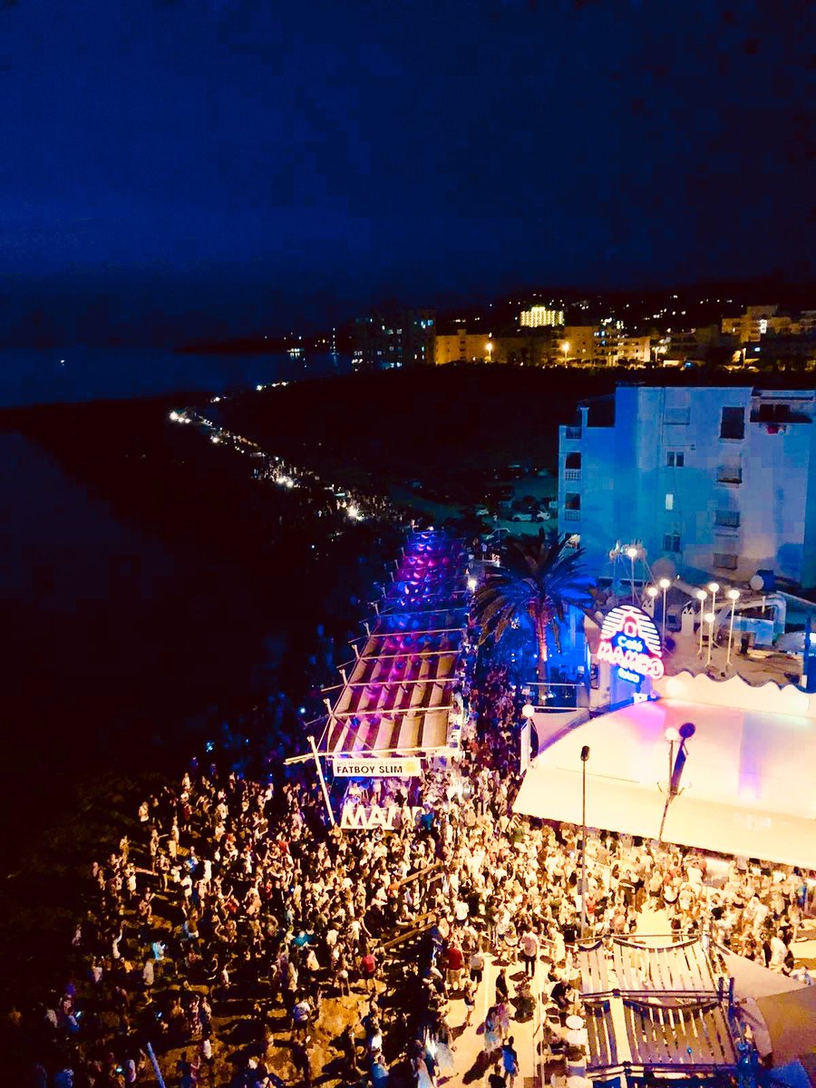 Heaving! <a href="/FatboySlim/">Fatboy Slim</a> 🧨
#RT if you wish you were with us tonight!