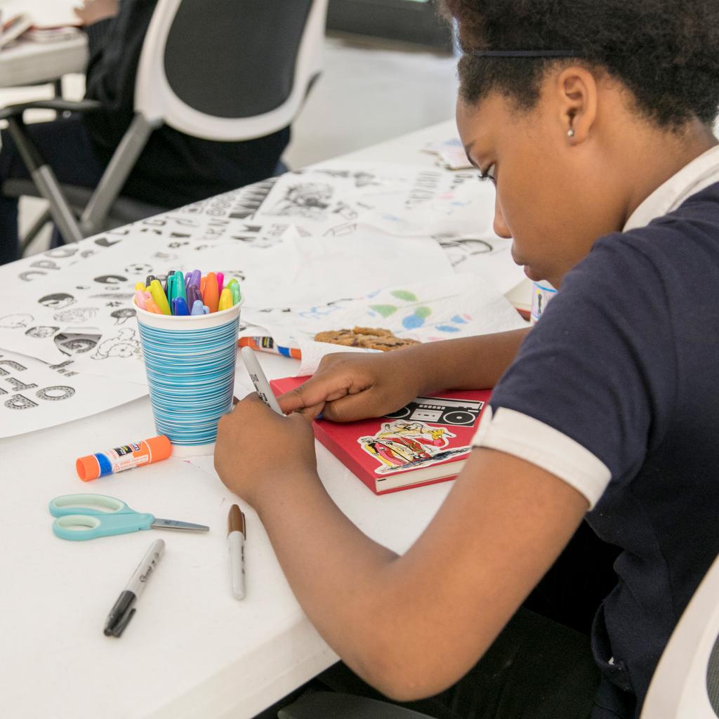 DetDesign139's tweet photo. We’re celebrating Neighborhoods Day with @Live6Detroit. Join us Sat., Aug. 3, from noon to 3pm, at Ella Fitzgerald Park as we discuss the #DD139InclusiveFutures exhibition. At the #DetroitDesign139 tent, kids can get a sweet treat and design their neighborhood. https://t.co/VlWKmOYUyT